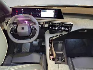 Peugeot 3008 e-Allure Premium AWD
