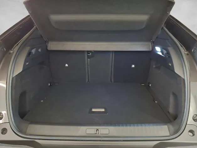 Peugeot 3008 e-Allure Premium AWD