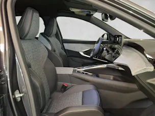 Peugeot 3008 e-Allure Premium AWD
