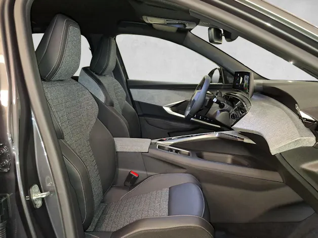 Peugeot 3008 e-Allure Premium AWD