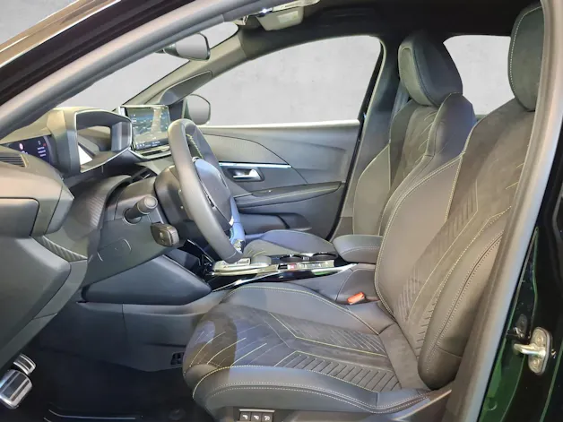 Peugeot 208 1.2 Hybrid 145 GT