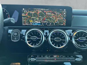 Mercedes-Benz A 250 AMG Line 4m