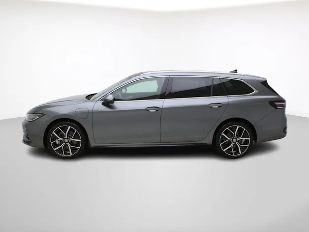 VW Passat Variant 1.5 TSI DSG Plug-in-Hybrid R-Line