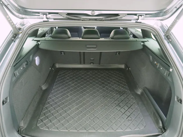 VW Passat Variant 1.5 TSI DSG Plug-in-Hybrid R-Line