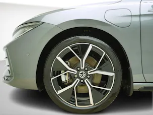VW Passat Variant 1.5 TSI DSG Plug-in-Hybrid R-Line
