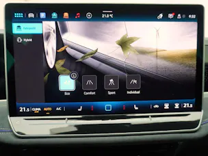 VW Passat Variant 1.5 TSI DSG Plug-in-Hybrid R-Line