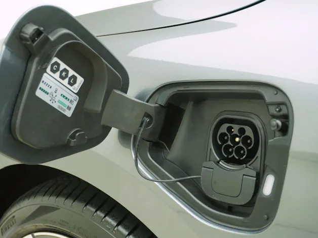 VW Passat Variant 1.5 TSI DSG Plug-in-Hybrid R-Line