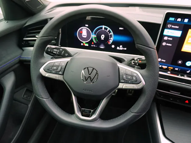 VW Passat Variant 1.5 TSI DSG Plug-in-Hybrid R-Line