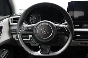 Fahrzeugbild SUZUKI Swift 1.2 Compact Top Hybrid