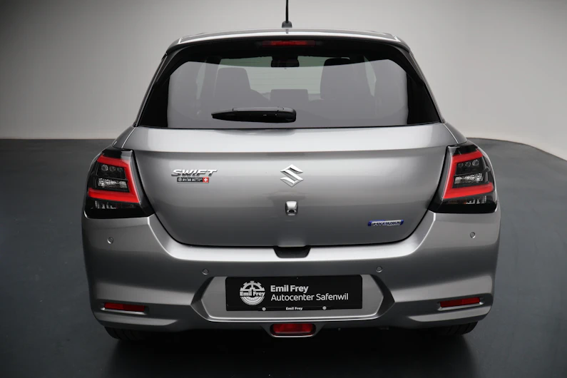 Fahrzeugbild SUZUKI SWIFT