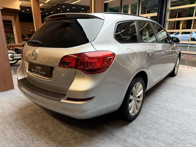 Opel Astra Sports Tourer 1.6 eTEC Enjoy