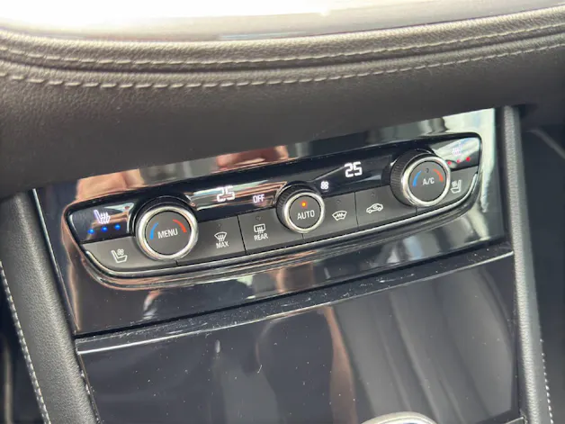Opel Grandland X 1.6 CDTi Ultimate