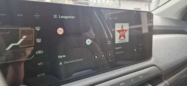 Kia EV3 81 kWh Earth+