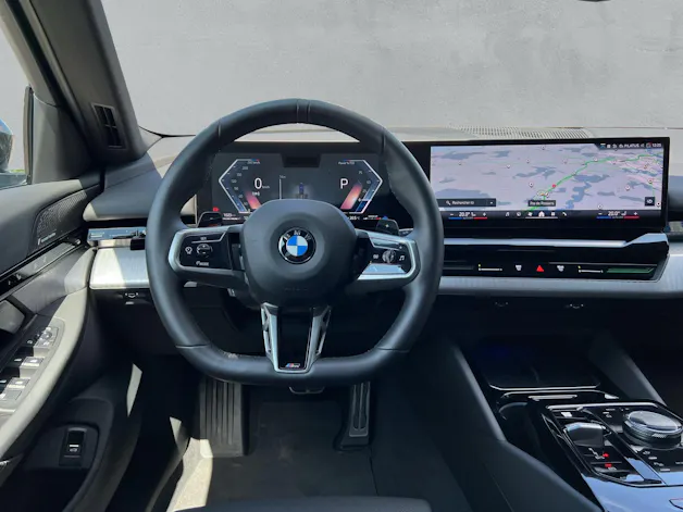 BMW 520d M Sport Touring xDrive G61 (CH) 📍