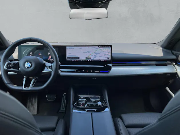 BMW 520d M Sport Touring xDrive G61 (CH) 📍