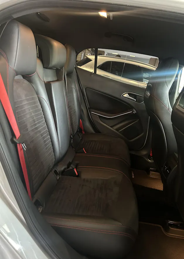 Mercedes-Benz GLA 45 AMG 4m