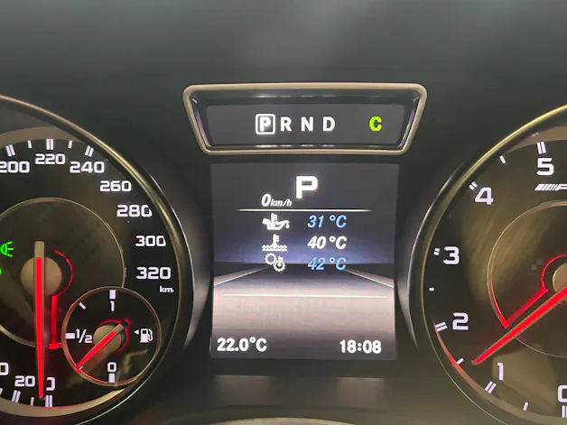 Mercedes-Benz GLA 45 AMG 4m