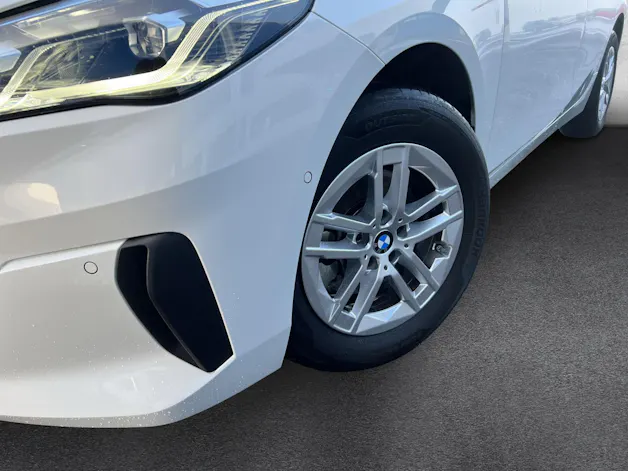 BMW 218d Active Tourer U06 (CH) AHK 📍