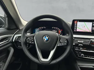 BMW 530d Touring xDrive G31 (CH) 📍