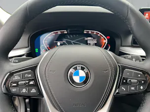 BMW 530d Touring xDrive G31 (CH) 📍