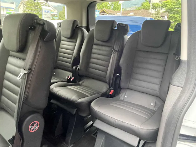 Ford Tourneo Custom Bus 310 L1 2.0 TDCi 170PS Titanium
