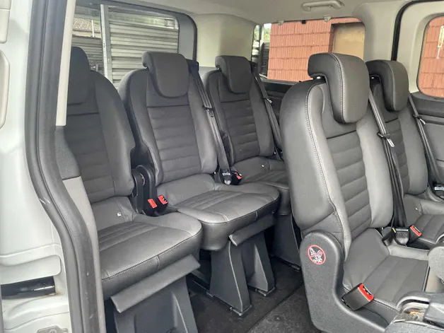 Ford Tourneo Custom Bus 310 L1 2.0 TDCi 170PS Titanium