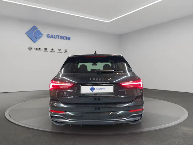 Audi Q3 35 TFSI S line Attraction S-tronic