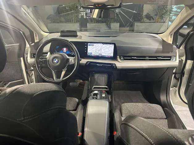 BMW 223d Active Tourer xDrive DKG