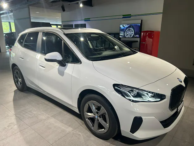 BMW 223d Active Tourer xDrive DKG