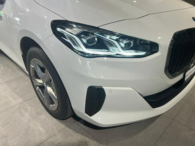 BMW 223d Active Tourer xDrive DKG