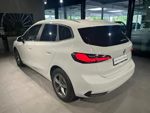 BMW 223d Active Tourer xDrive DKG