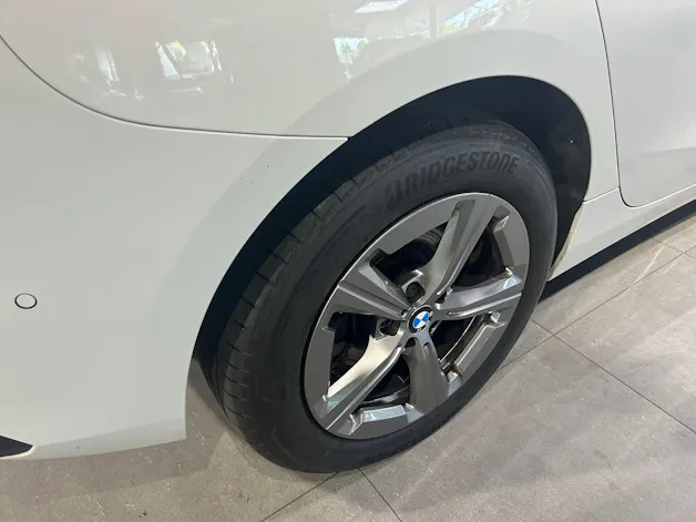 BMW 223d Active Tourer xDrive DKG