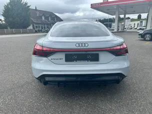 Audi e-tron GT quattro