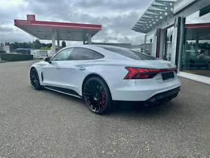 Audi e-tron GT quattro