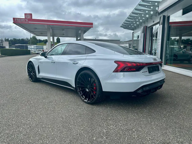 Audi e-tron GT quattro