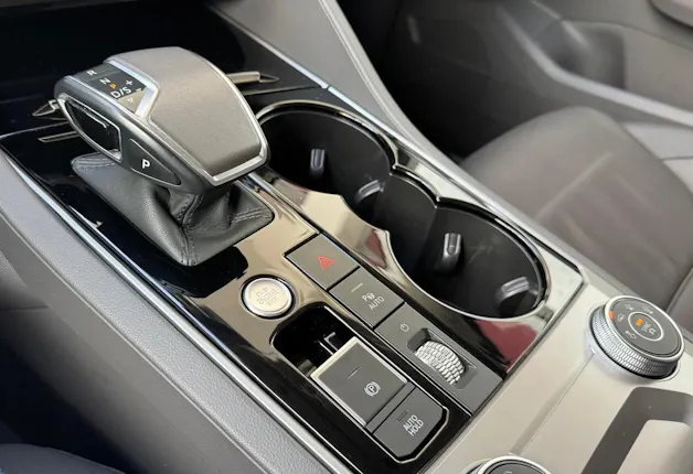 VW Touareg 3.0 TSI Elegance Tiptronic