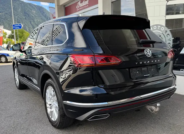 VW Touareg 3.0 TSI Elegance Tiptronic