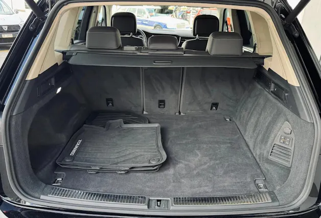VW Touareg 3.0 TSI Elegance Tiptronic