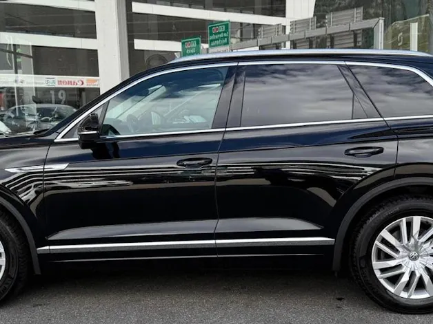 VW Touareg 3.0 TSI Elegance Tiptronic