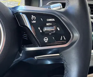 Jaguar I-Pace EV400 SE AWD