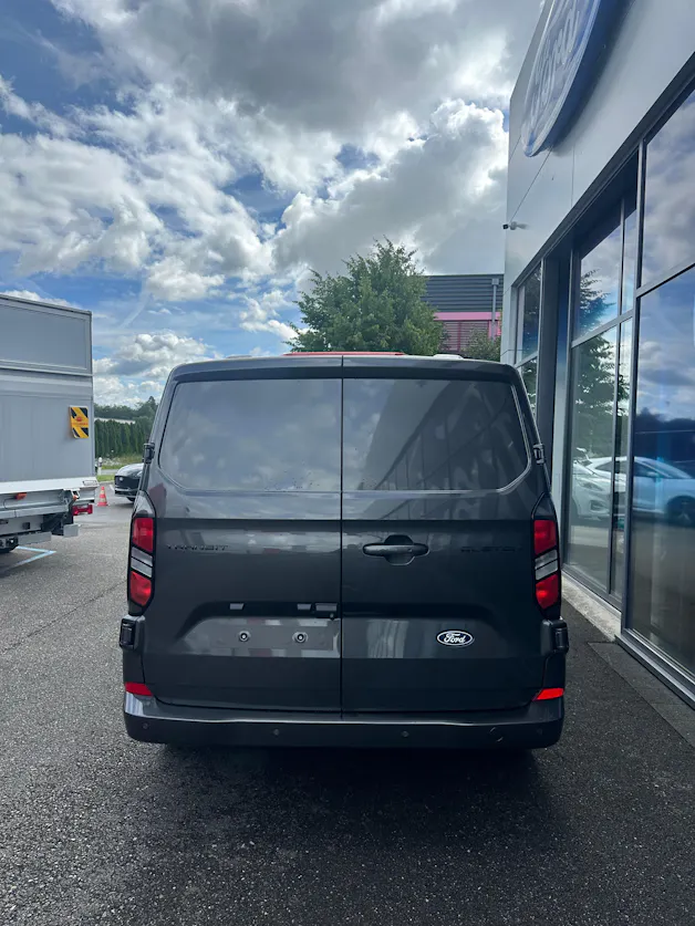 Ford Transit Custom Van 320 L1 2.0 EcoBl Ltd./170CV/Aut.