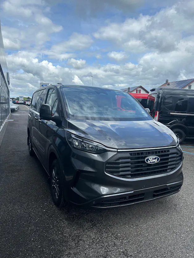 Ford Transit Custom Van 320 L1 2.0 EcoBl Ltd./170CV/Aut.