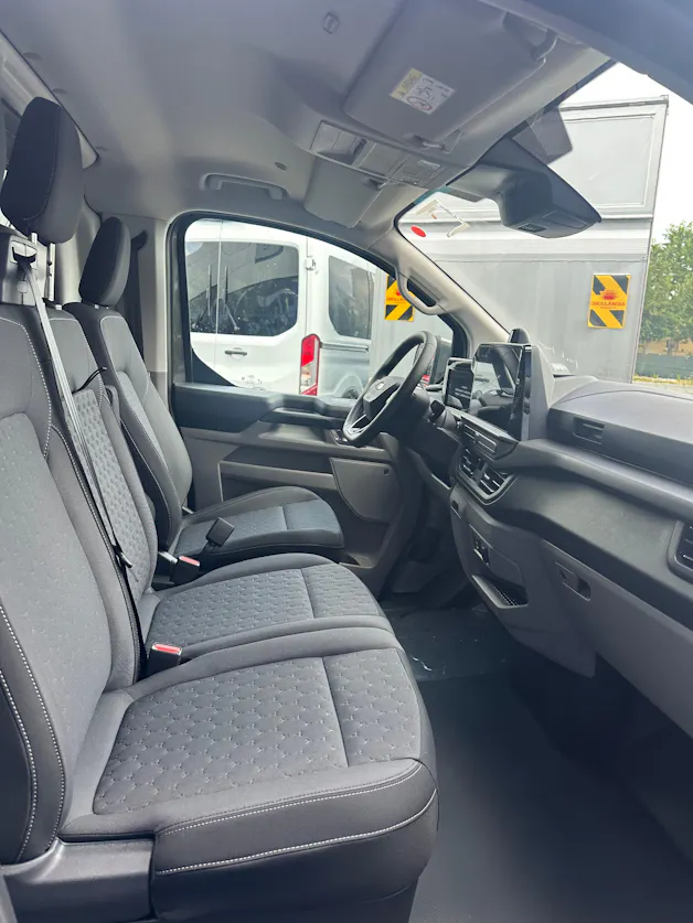 Ford Transit Custom Van 320 L1 2.0 EcoBl Ltd./170CV/Aut.