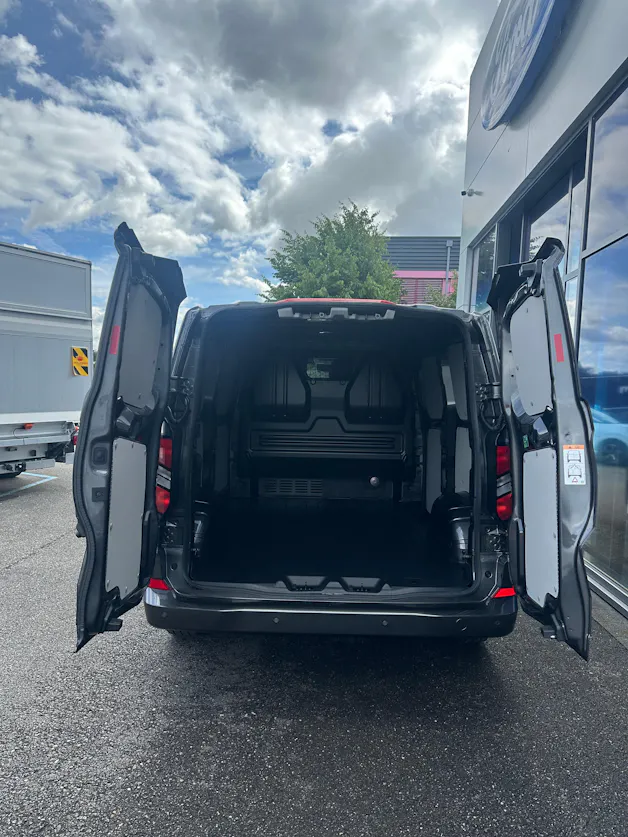 Ford Transit Custom Van 320 L1 2.0 EcoBl Ltd./170CV/Aut.