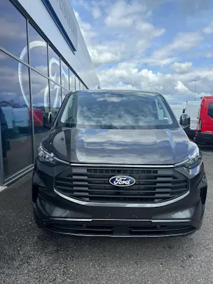 Ford Transit Custom Van 320 L1 2.0 EcoBl Ltd./170CV/Aut.