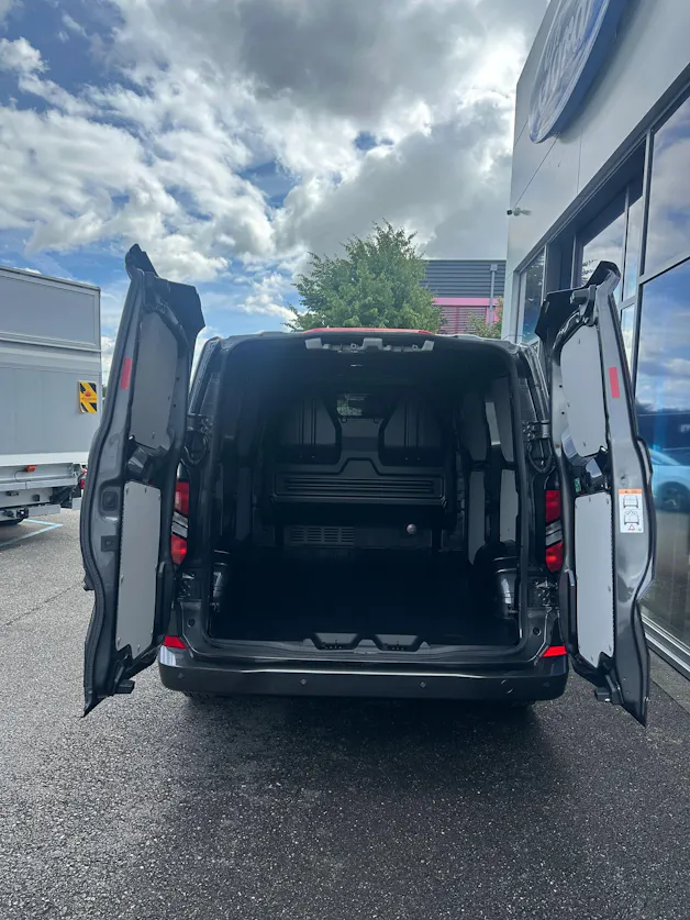 Ford Transit Custom Van 320 L1 2.0 EcoBl Ltd./170CV/Aut.