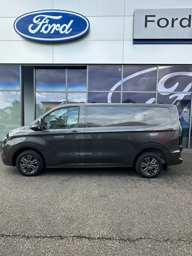 Ford Transit Custom Van 320 L1 2.0 EcoBl Ltd./170CV/Aut.