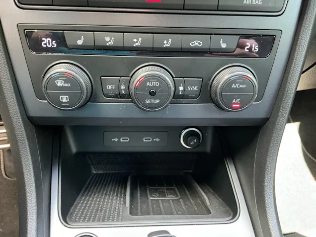 Cupra Ateca 2.0 TSI 4Drive *** 360° KAMERA & ELEKTRISCHER FAHRERSITZ MIT MEMORY ***