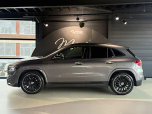 MERCEDES-BENZ GLA 200 AMG Line 7G-DCT