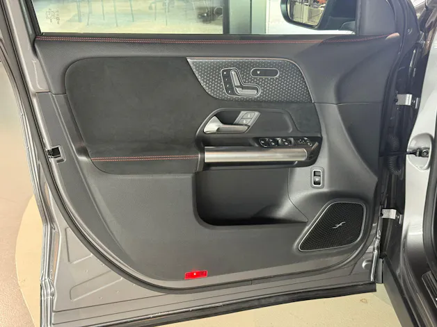Mercedes-Benz GLA 200 AMG Line 7G-DCT